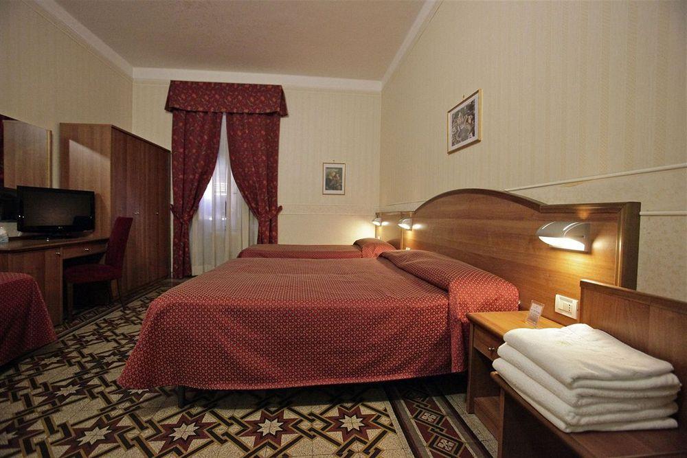 Hotel Emmaus Рим Екстериор снимка